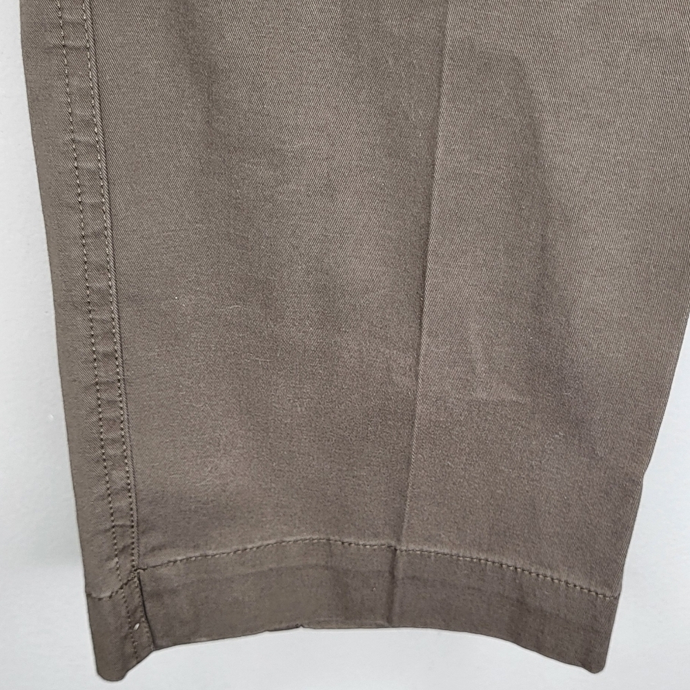 Talbots Signature Nwt Taupe Womens  Chino Pants Size 4 - Picture 2 of 7